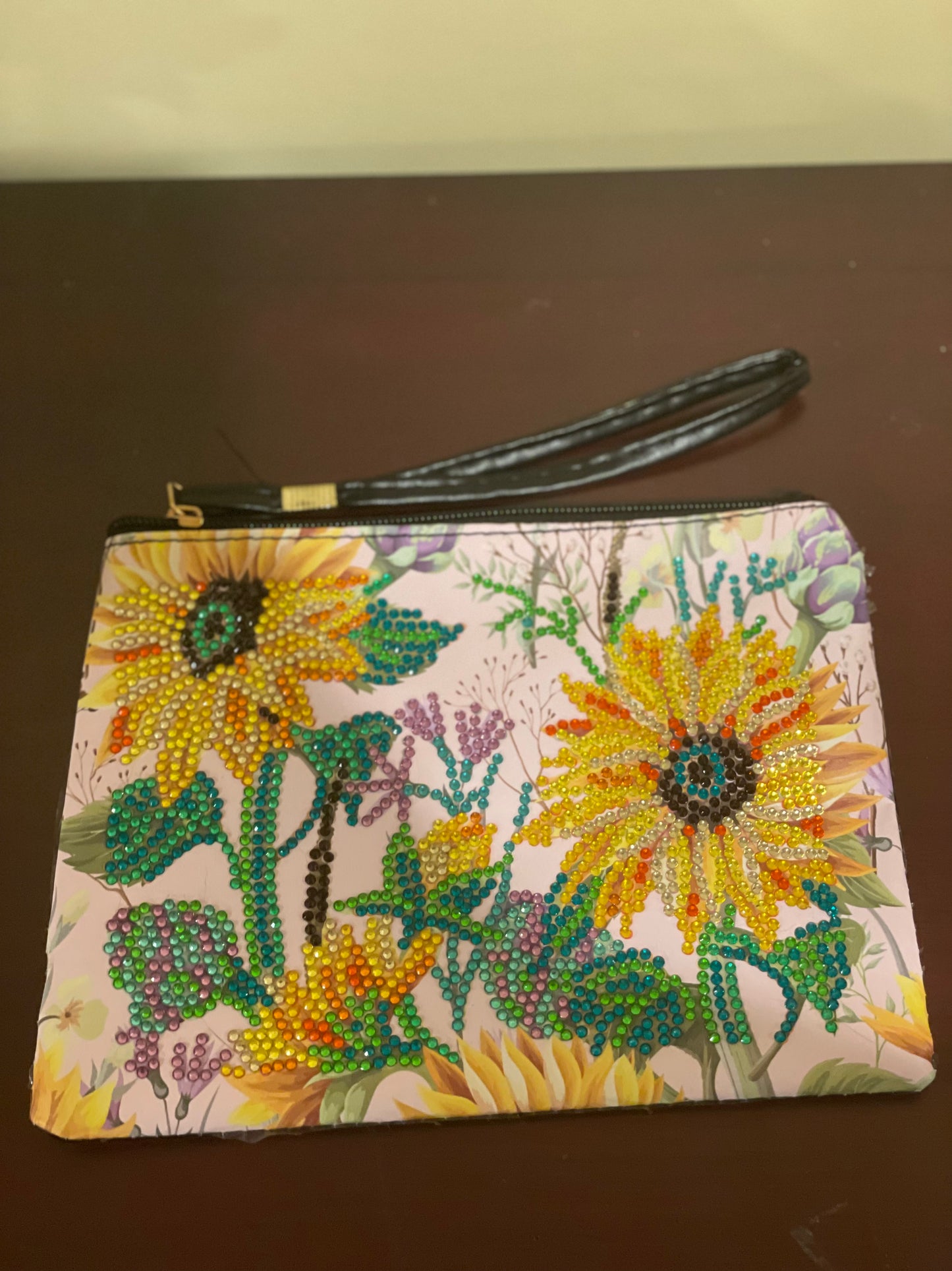 Garden sunflower wristlet