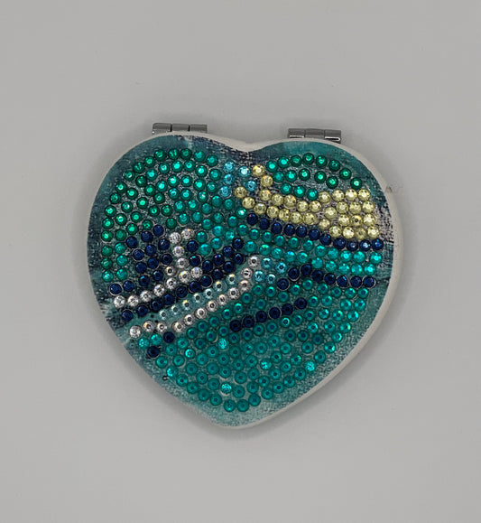 Heart sea compact mirror