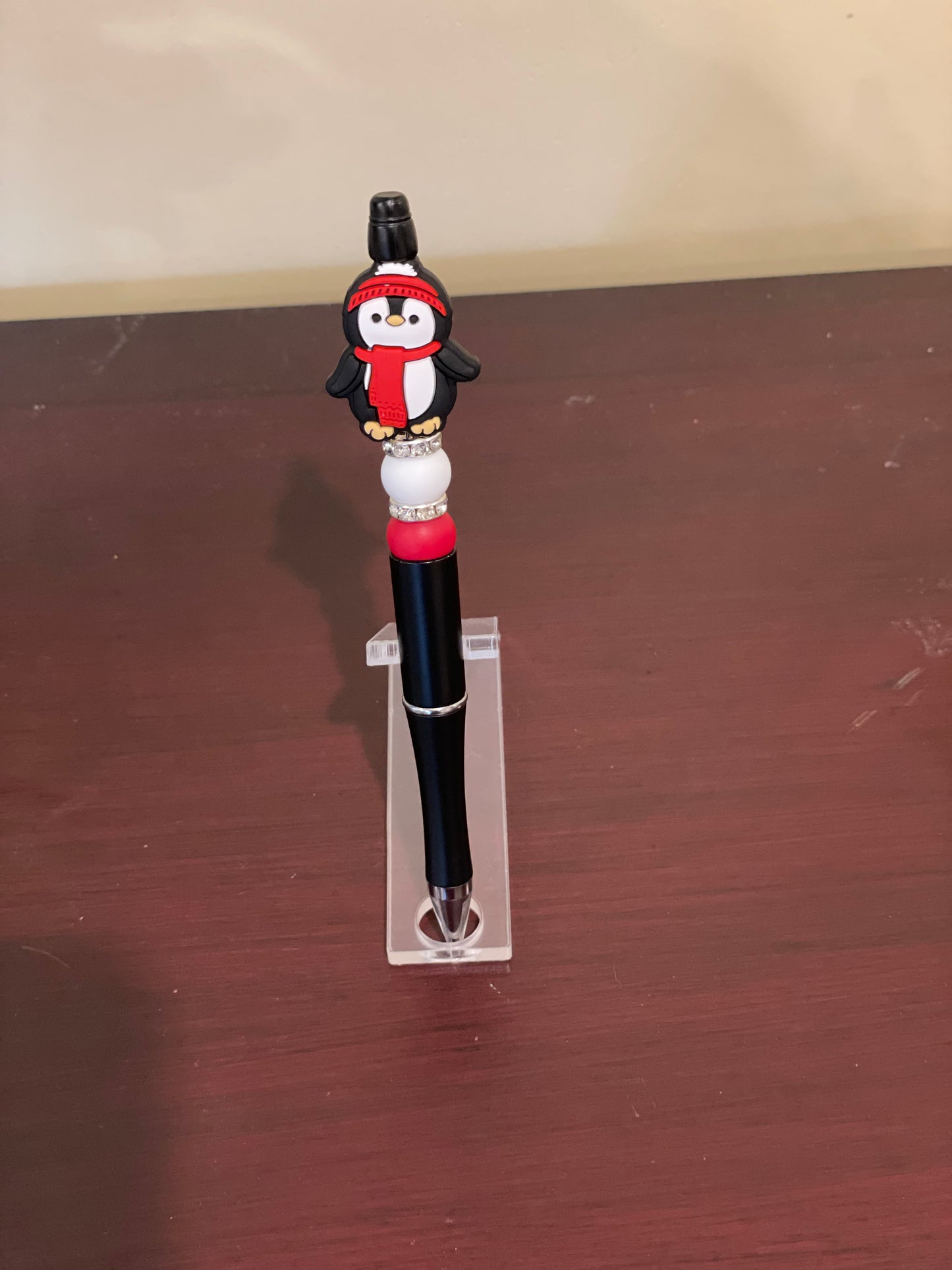 Christmas penguin pen